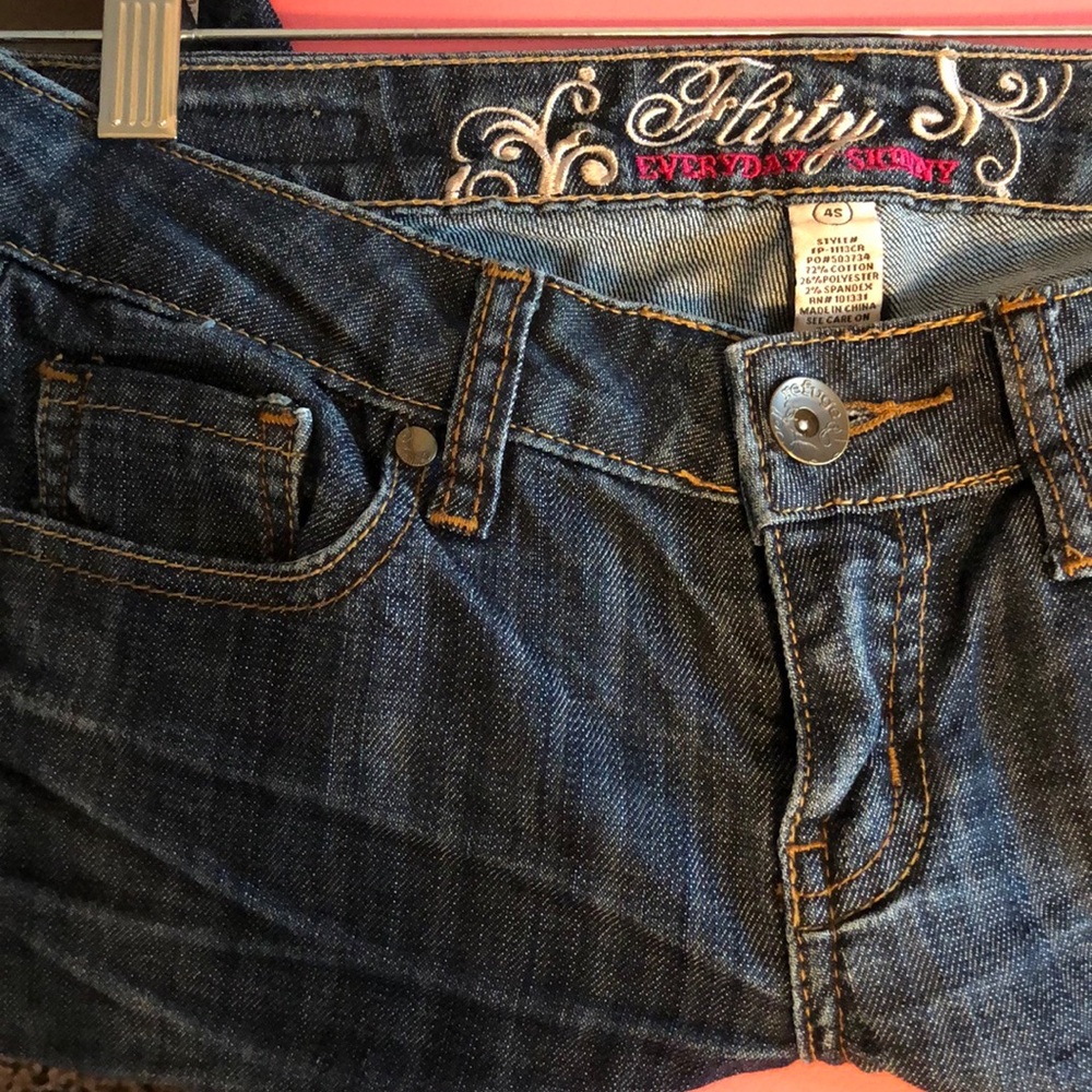 Skinny low-mid Rise Jean - Picture 5 of 5